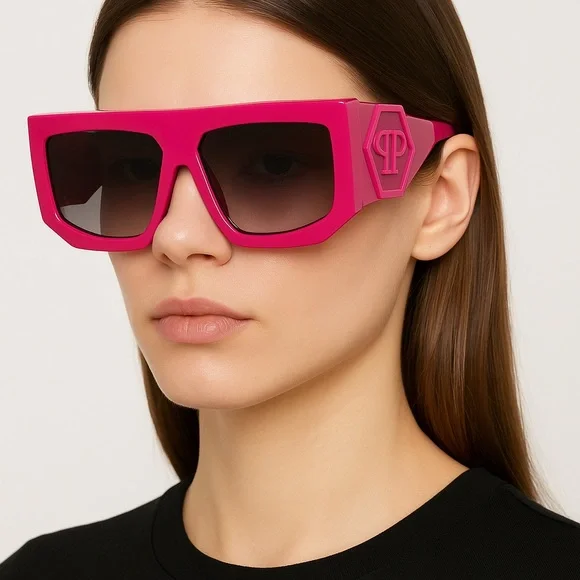 Philipp Plein Bold Pink Sunglasses ?